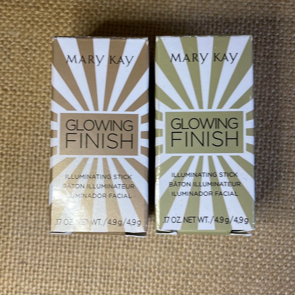 Mary Kay Glowing Finish Illuminating Stick lot of 2